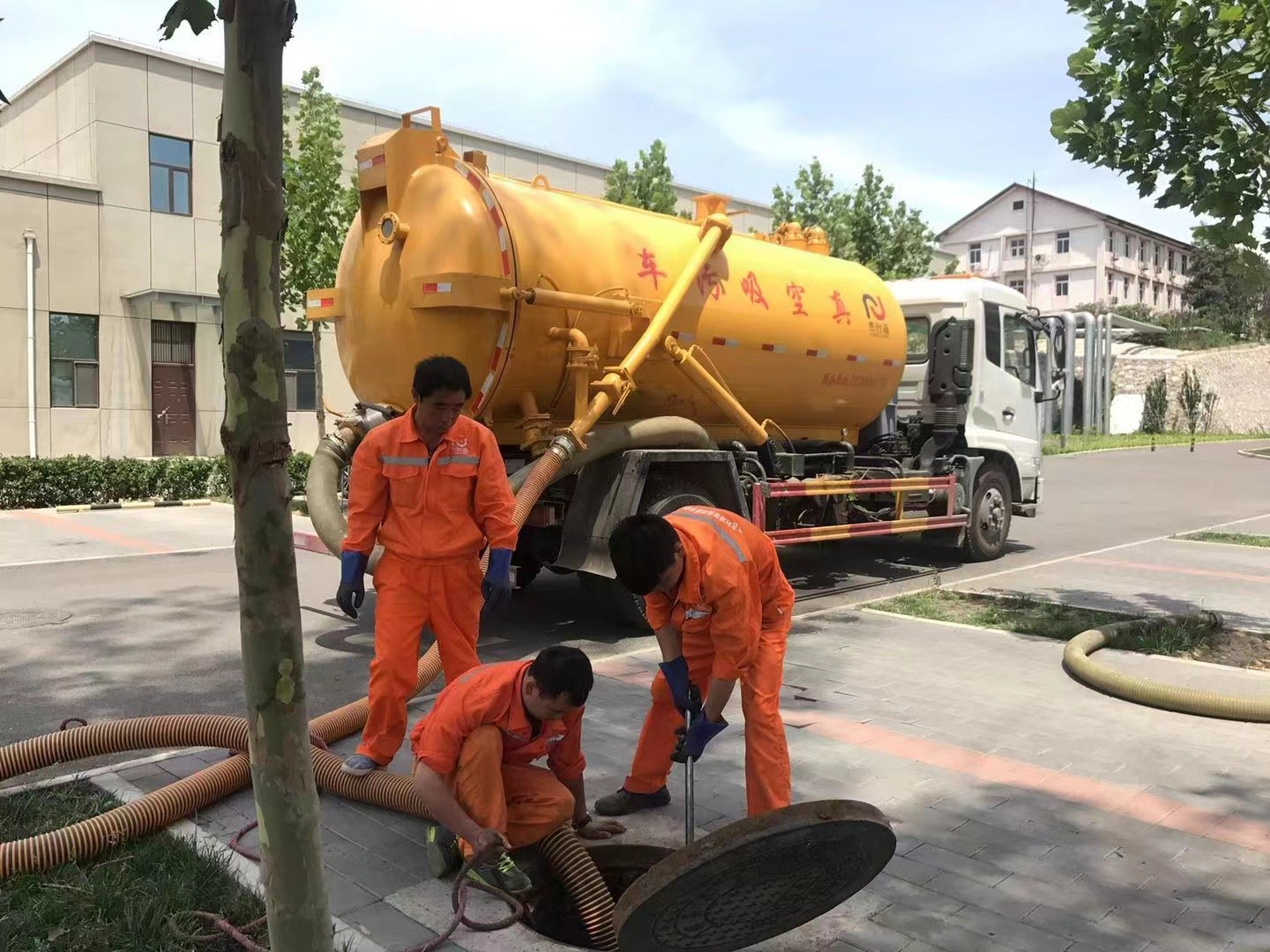 琼山化粪池清理与5-8吨吸粪车施工效率分析